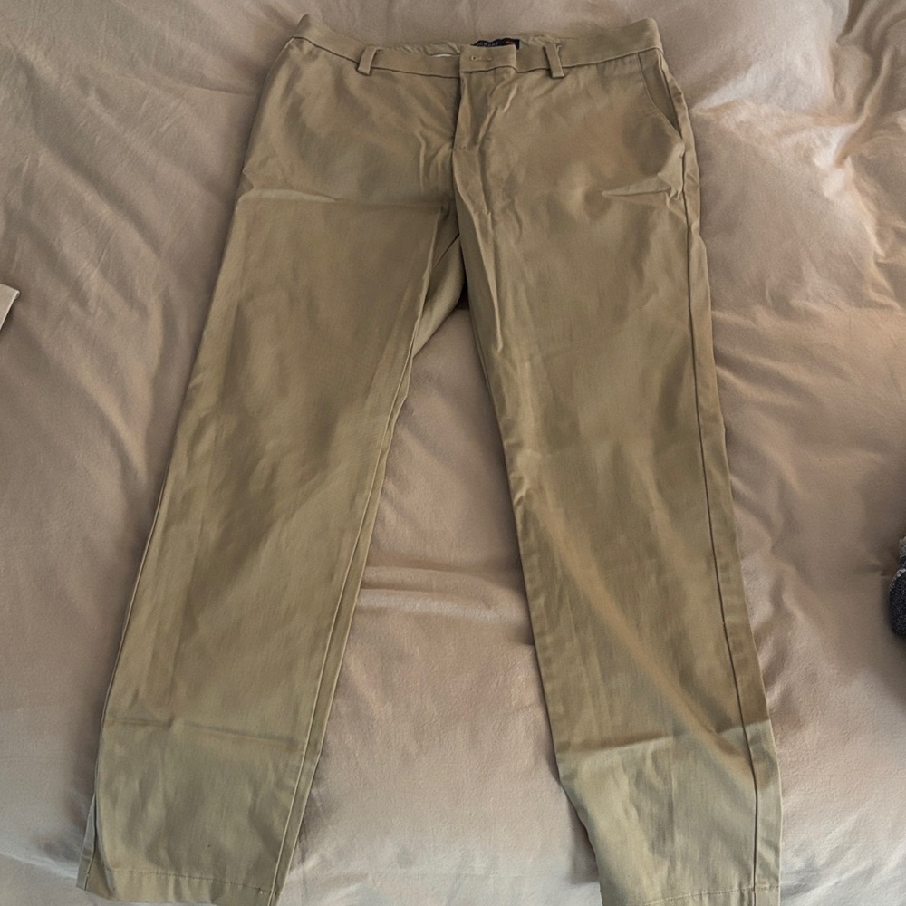 Dockers Men's Khaki Chinos